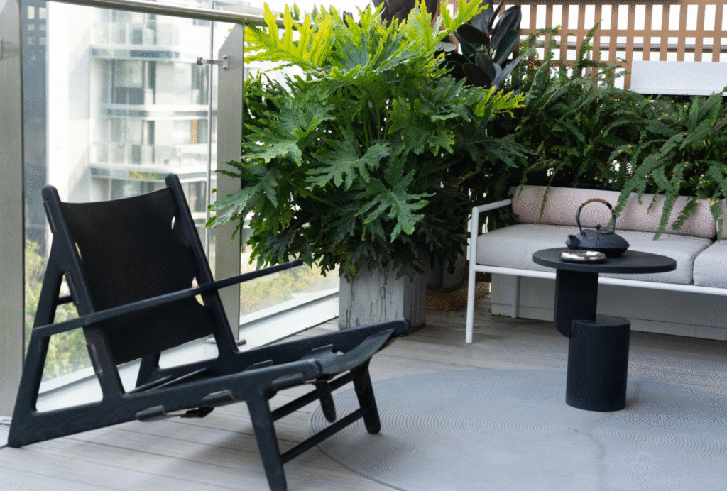 Soft Sofa Seating with Indoor-Outdoor Flow