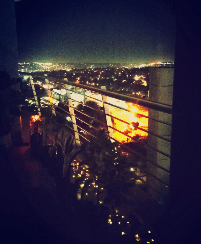 Best cozy small balcony design ideas 5 Evening Balcony with City View & Warm Lighting