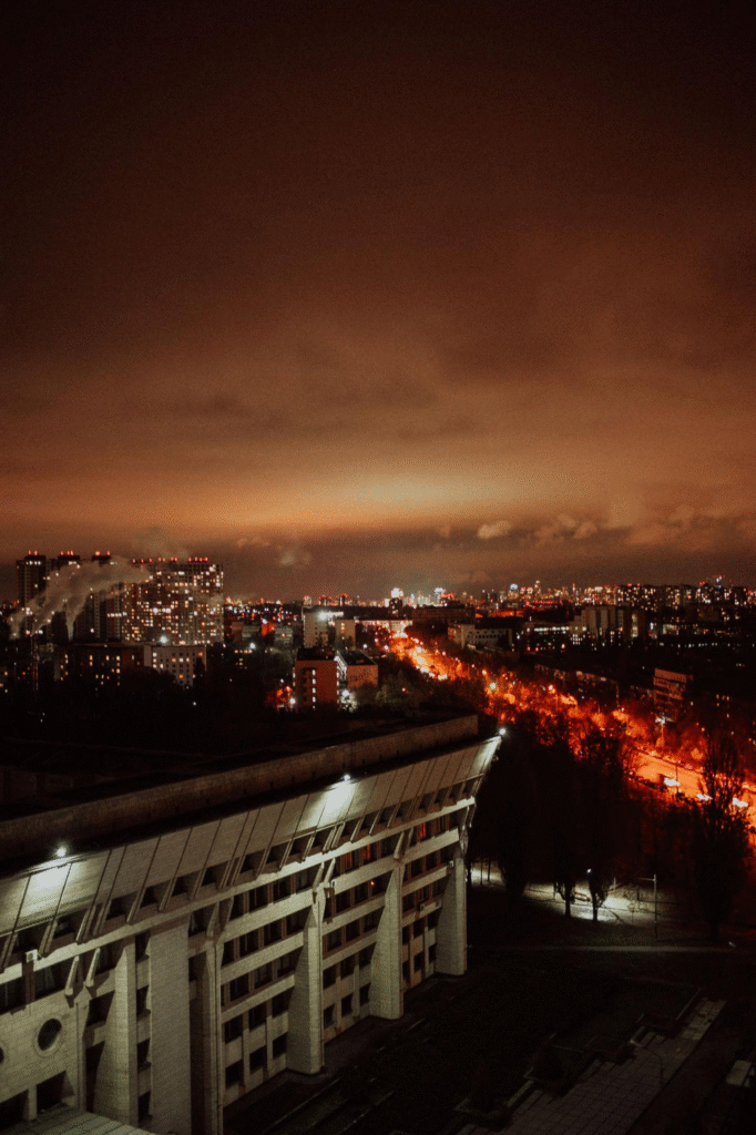 Difference Between Cinematic and Aesthetic Photos (Explained Simply) 2 Difference Between Cinematic and Aesthetic Photos (Explained Simply)